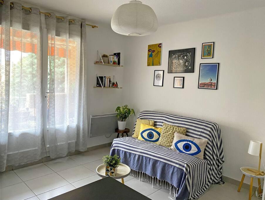 Joli Studio A 6 Min A Pied De La Plage Apartment Sanary-sur-Mer Ngoại thất bức ảnh