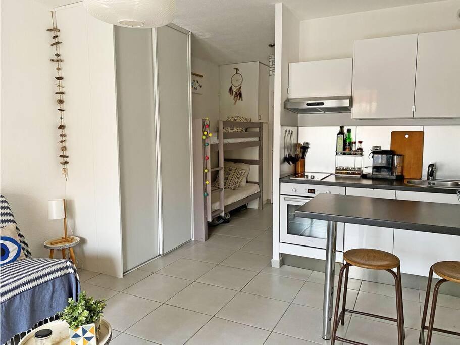 Joli Studio A 6 Min A Pied De La Plage Apartment Sanary-sur-Mer Ngoại thất bức ảnh